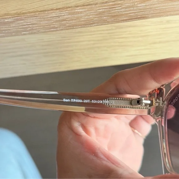 Tom Ford Brown✨ CHIC ✨Clear Frame Glasses w/ Brown Transition Lenses + Case - Picture 3 of 6